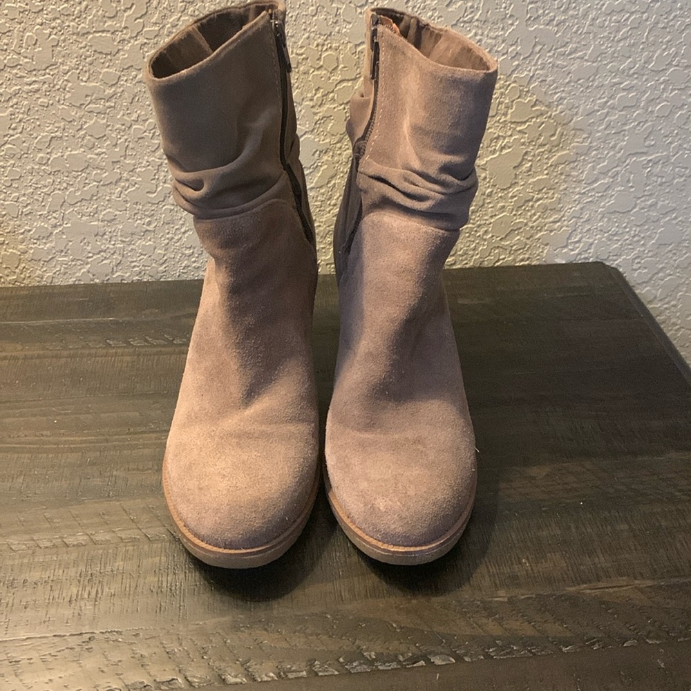 Slouch bootie